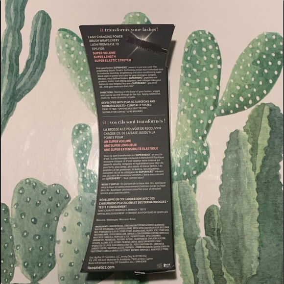 💥2 for $20💥IT Cosmetics SUPERHERO mascara 🔥 - Picture 3 of 3